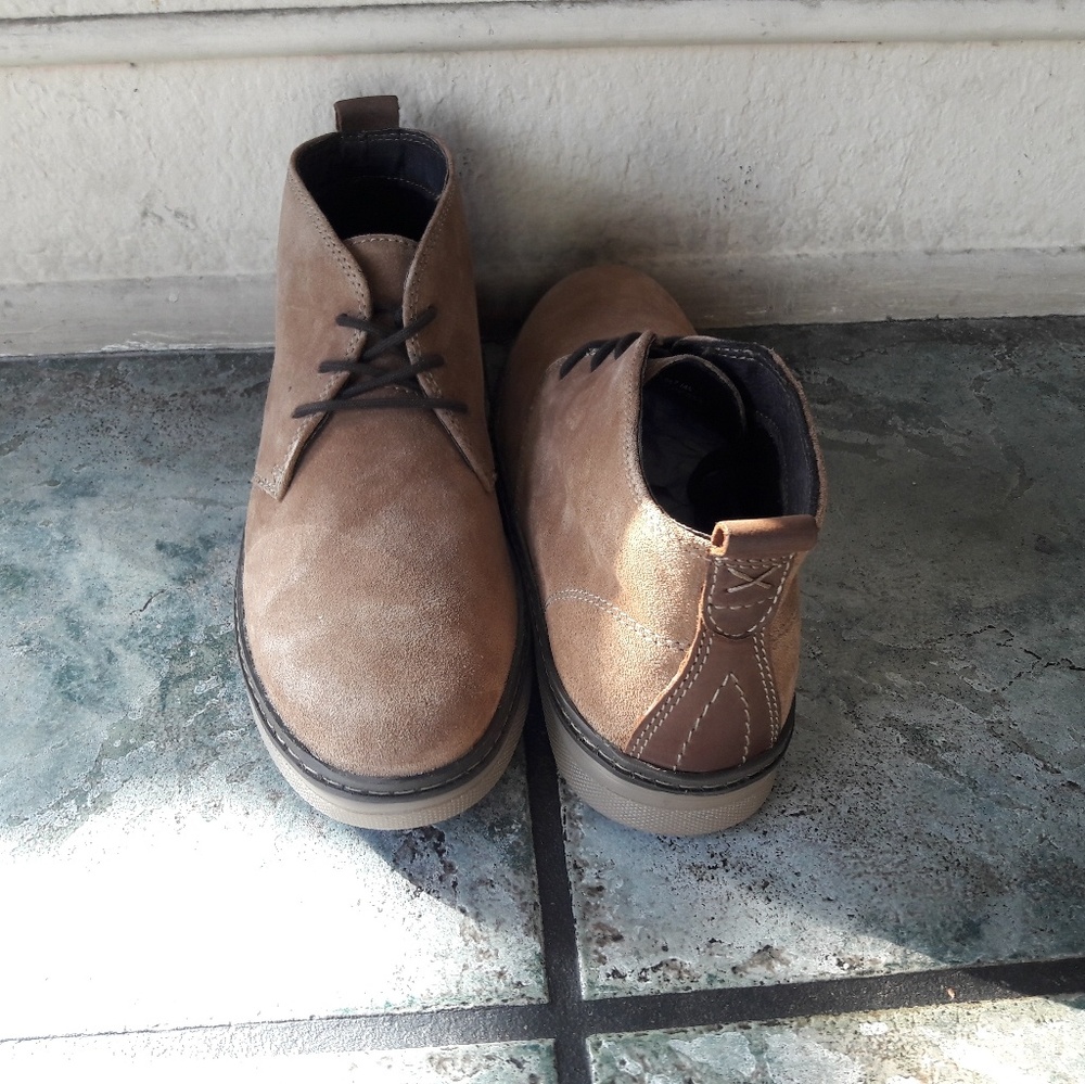 Hawke and Co boots - Picture 4 of 4